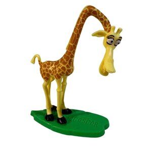 Madagascar Melman The Giraffe Toy Figurine Mattel Micro Collection 2021 2.5" Tal